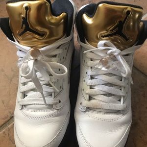 Jordan 5s high top sneakers size 6y in boys